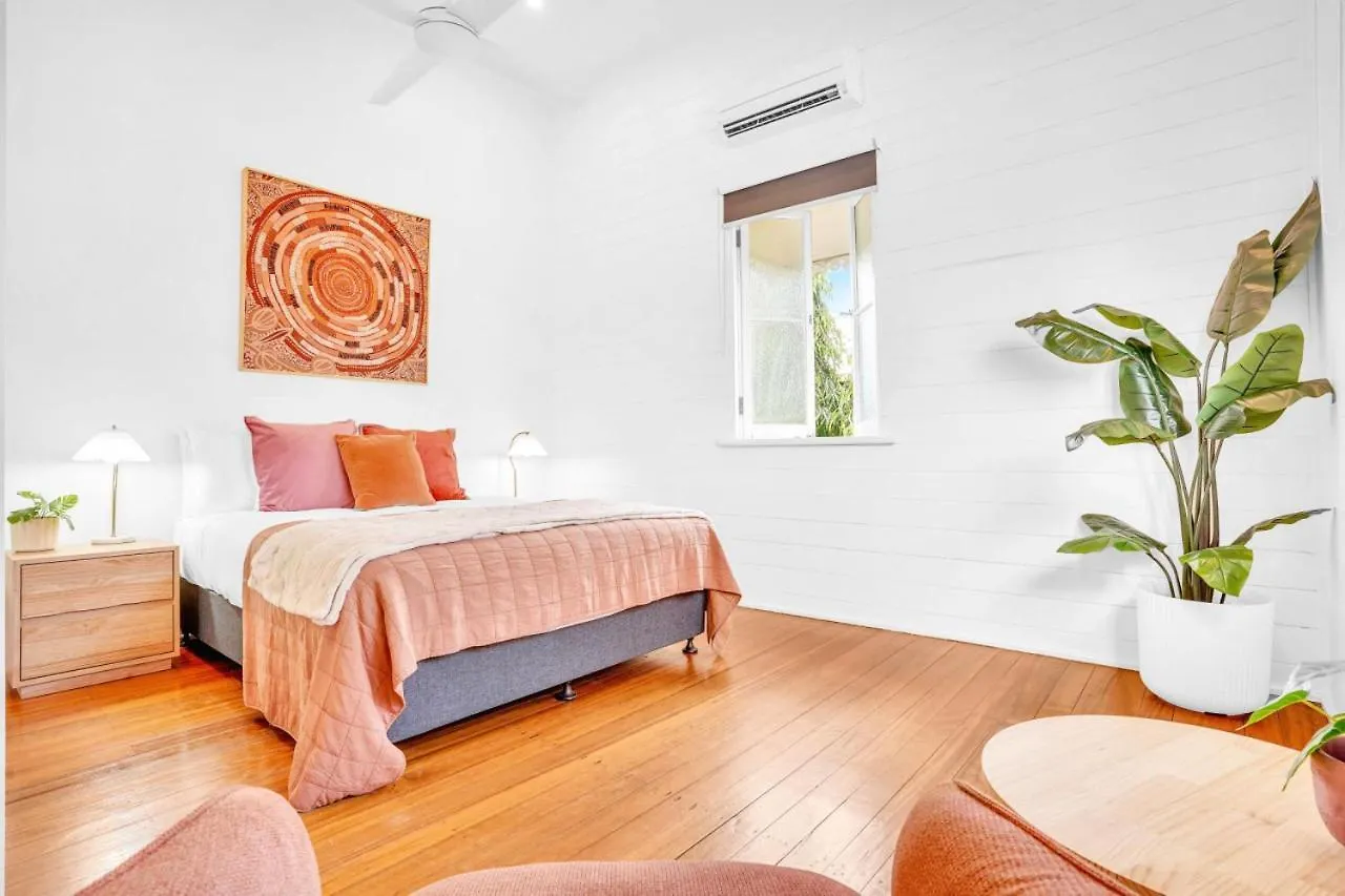 Apartamento Buchan House Verandah Suite Westcourt Austrália