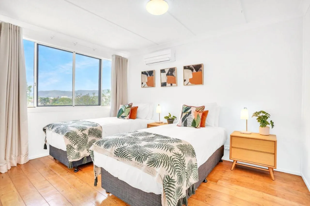 Buchan House Verandah Suite Westcourt Апартаменты
